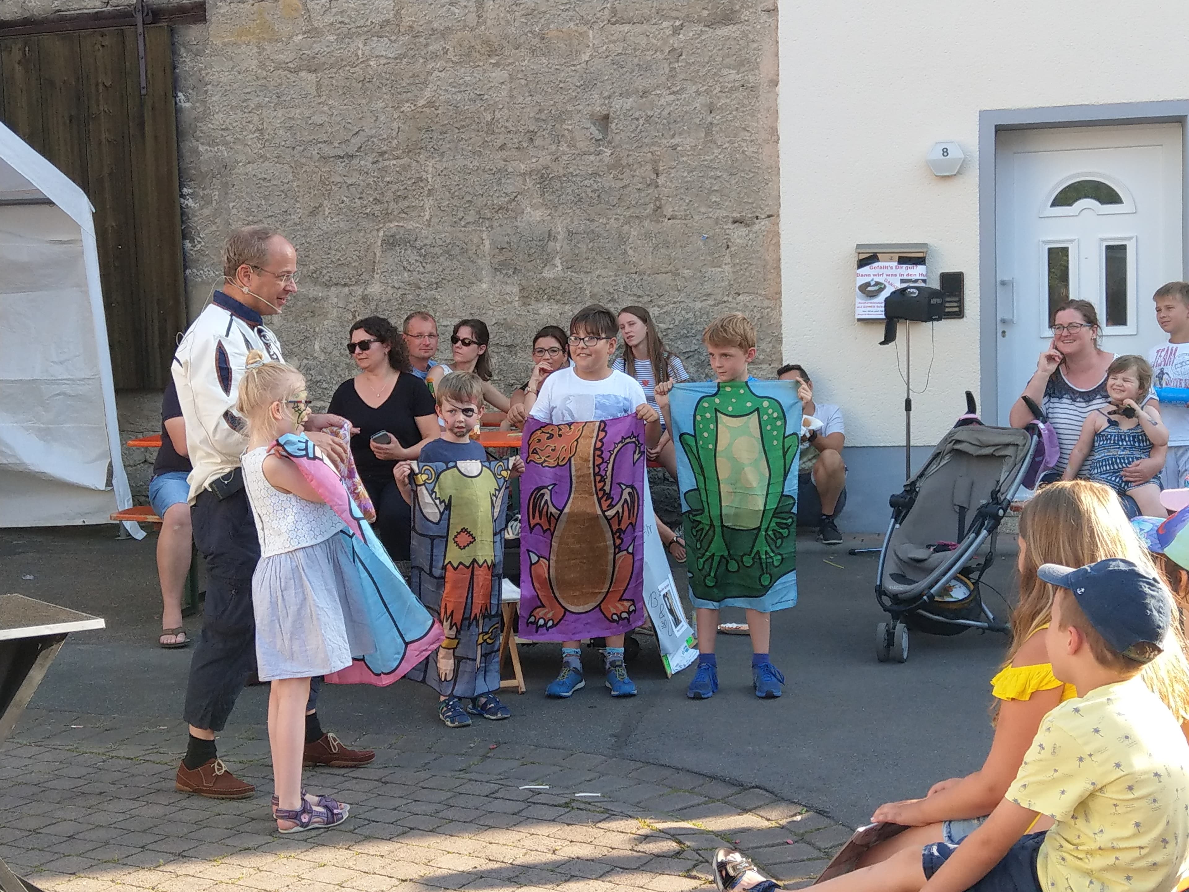Ein Märchen auf dem Gassenfest in Igersheim